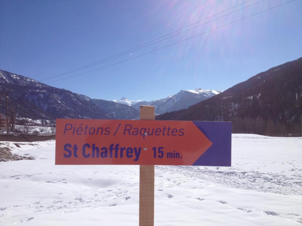Apartamento Chalet Saint-Chaffrey Habitación foto